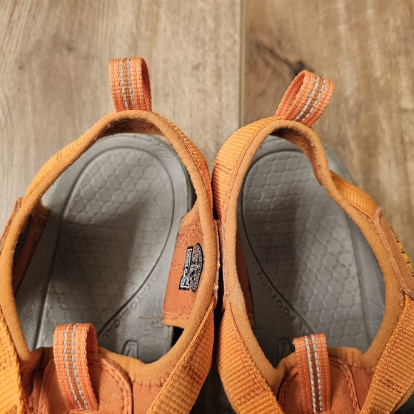 Keen Wonen's Newport Sandals In Orange - Size 9 - Picture 9 of 10